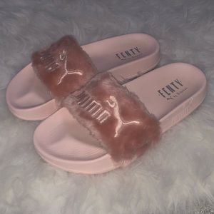 Pink Fenty Puma Fur Slides! Size 6.5!